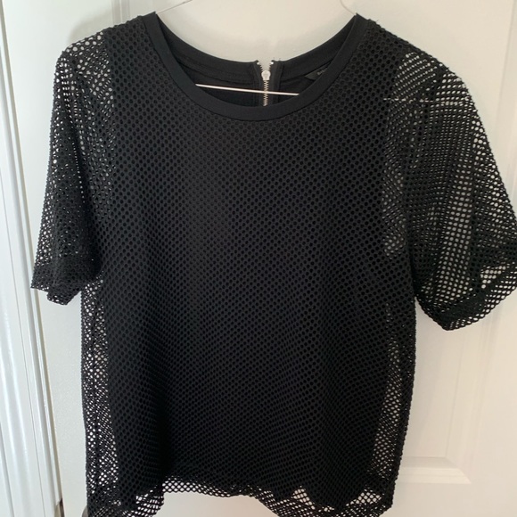 Tops - BANANA REPUBLIC NET TOP